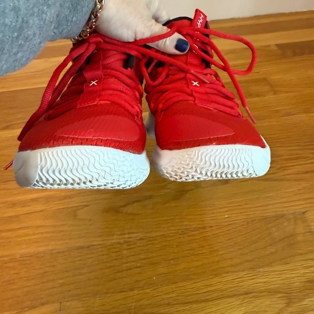 Nike Hyperdunk X University Red Basketball Shoes AR0467-600 Kids Size 3.5 EUC
